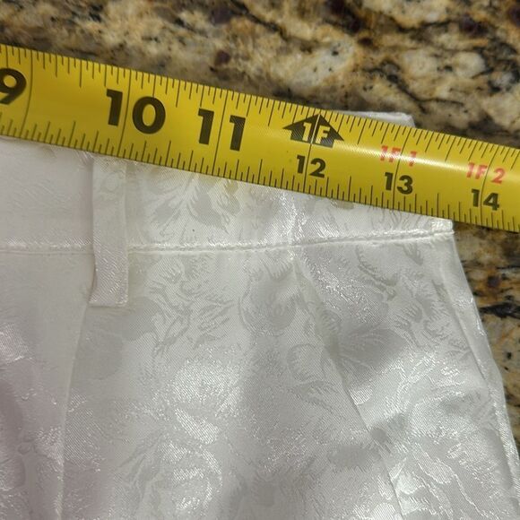 12th Tribe High Waisted Satin Shorts In White With Silver Floral Print Size M - Picture 7 of 9